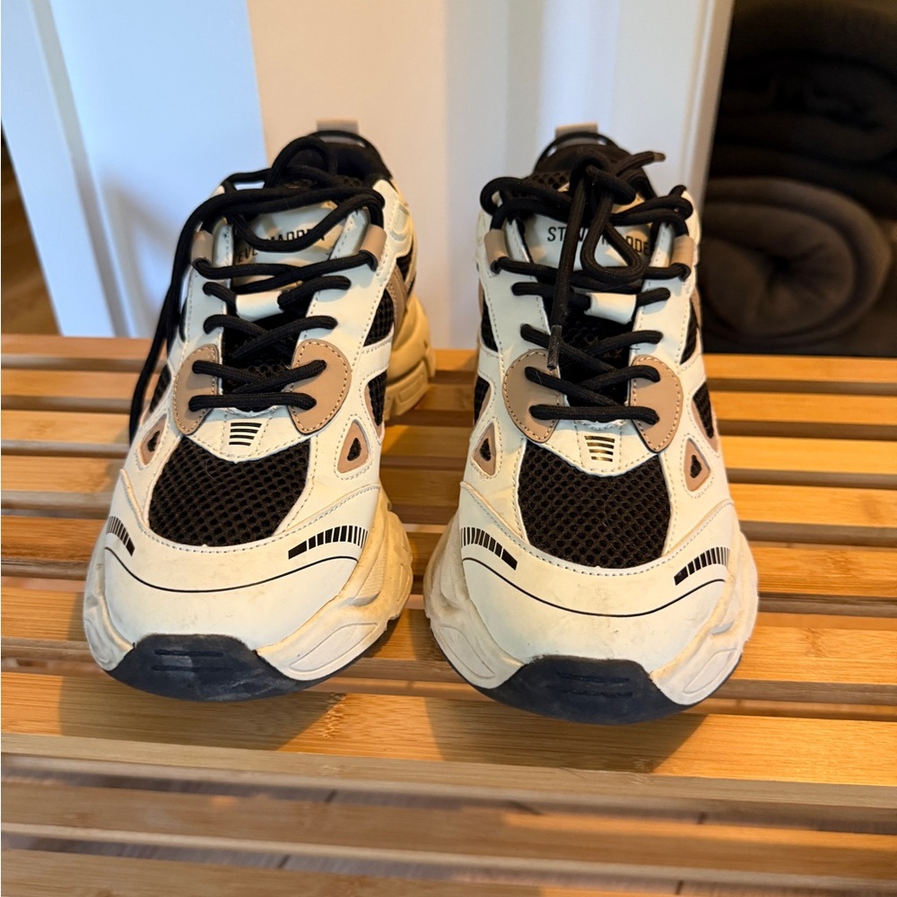 Steve Madden Dad Sneakers